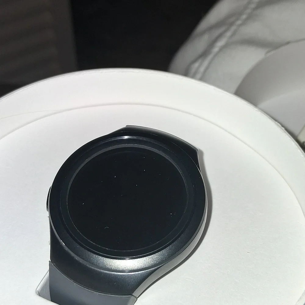 Samsung Gear 2 Watch All Details In Pic Comes With What Is Pictured.